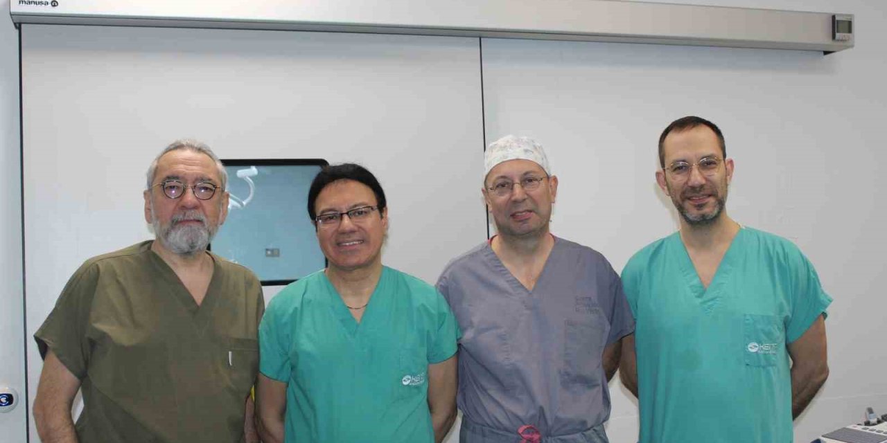 Tek seansta 3 farklı ameliyat oldu