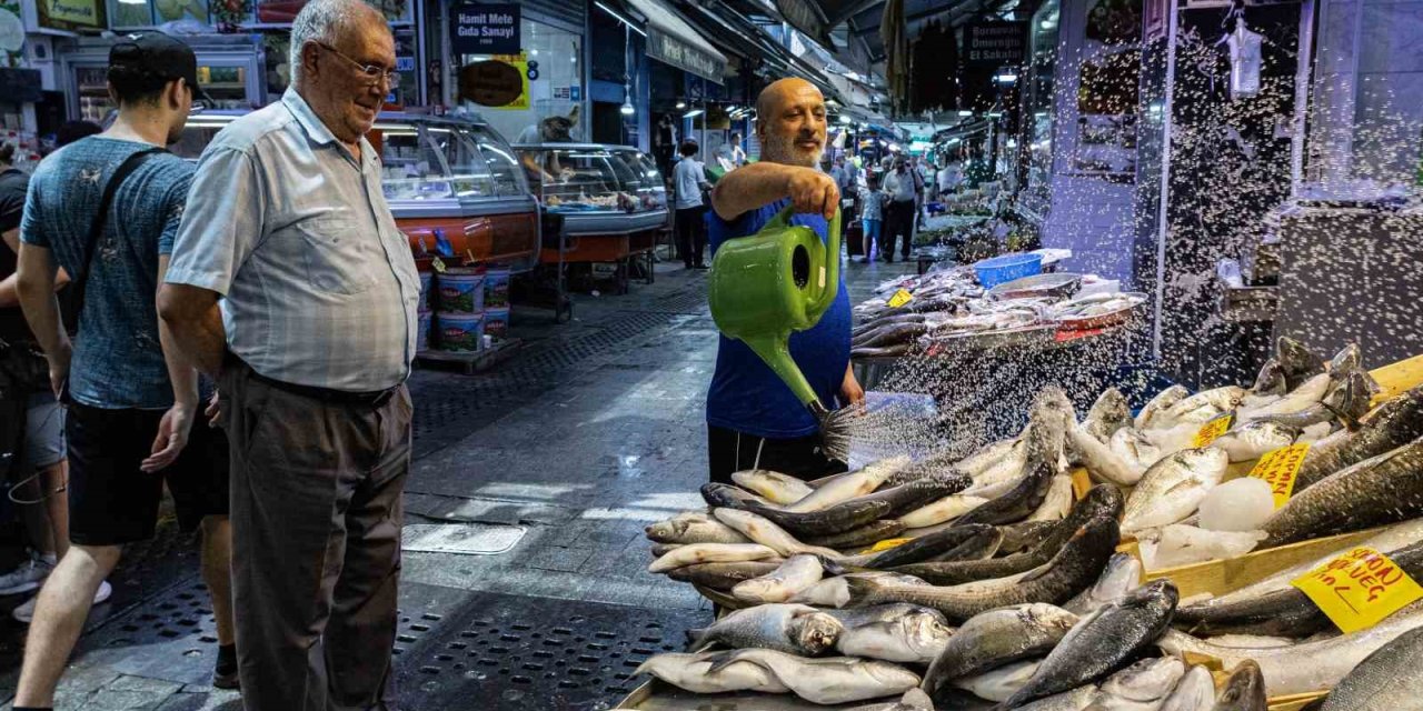 Balık var, satış yok