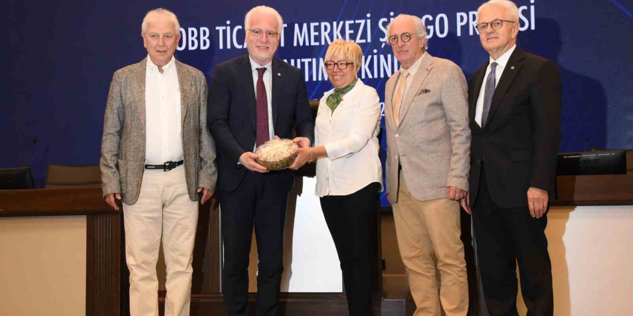 Şikago’daki TOBB Ticaret Merkezi İzmirli firmaları bekliyor