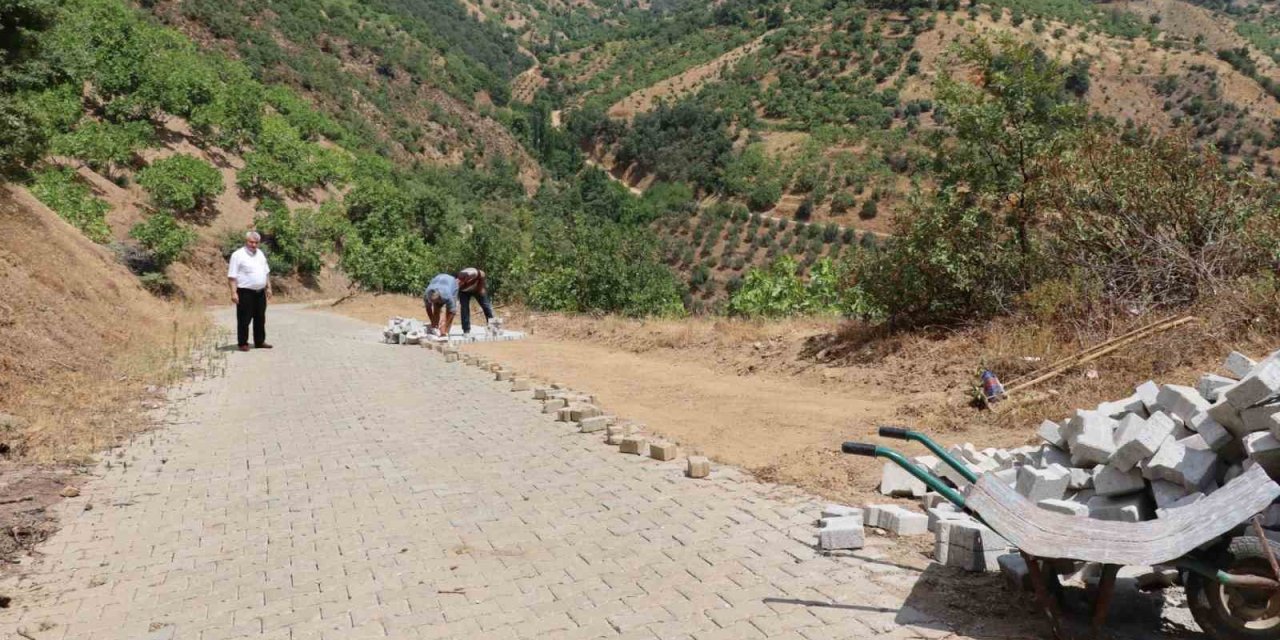 Ketenova Mahalle sakinlerinden başkan Tetik’e teşekkür
