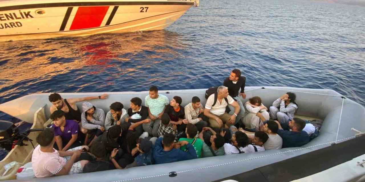 Fethiye’de 21 düzensiz göçmen yakalandı
