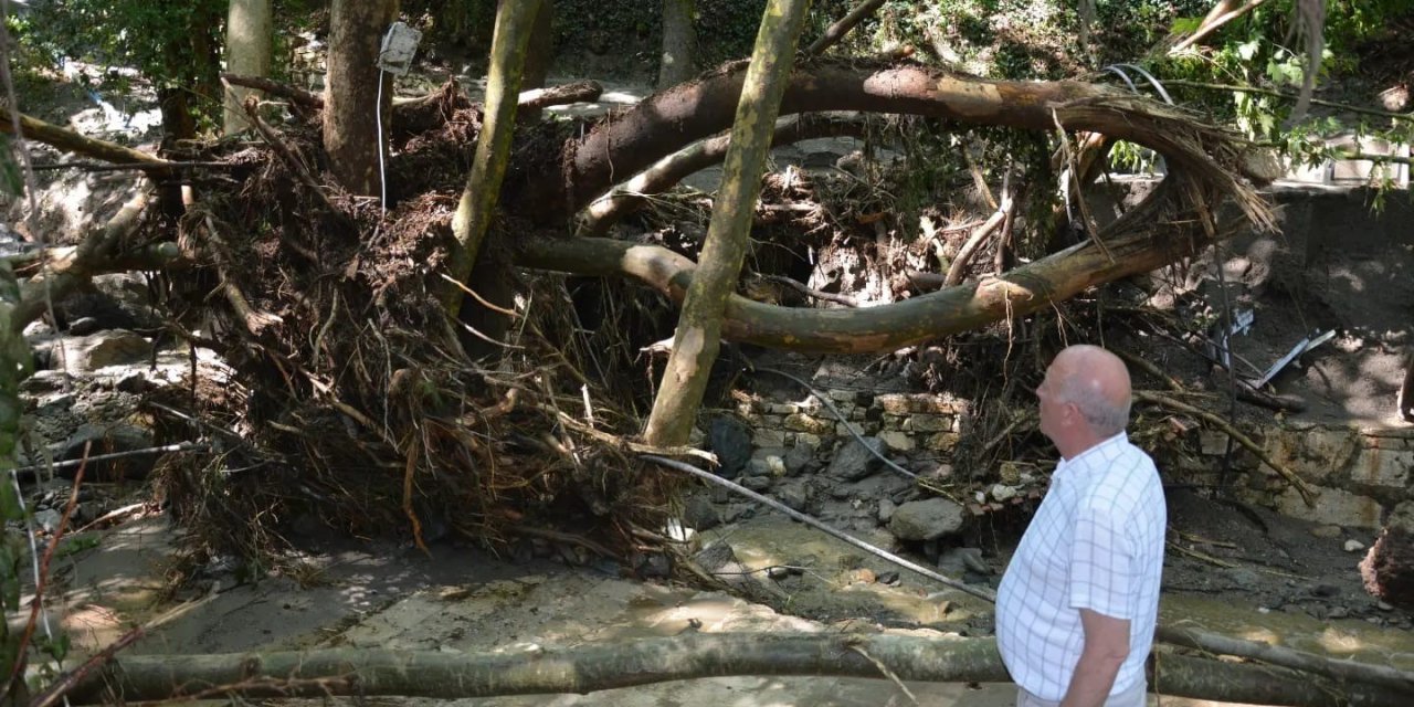 Babadağ’da selin yaraları sarılıyor