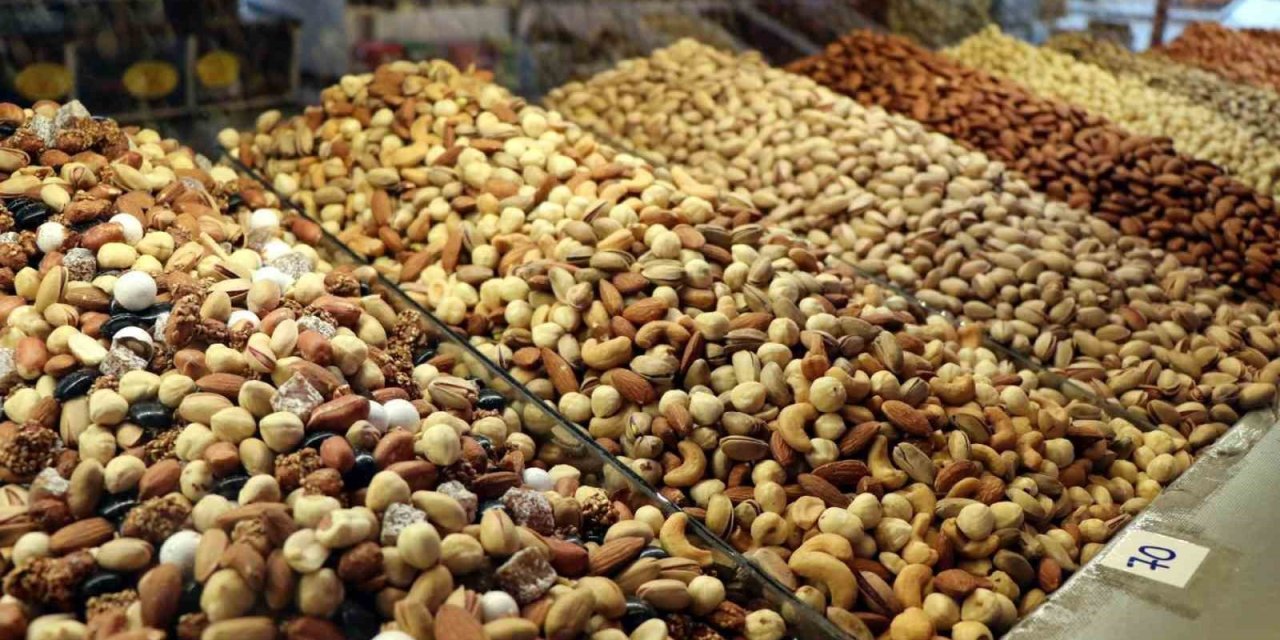 Z kuşağı en çok fıstık, badem ve ceviz tüketiyor