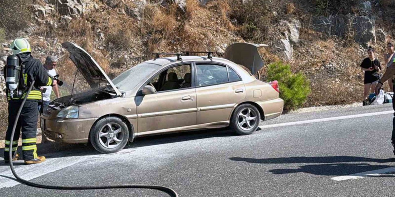 Sakartepe rampasında araç yangını