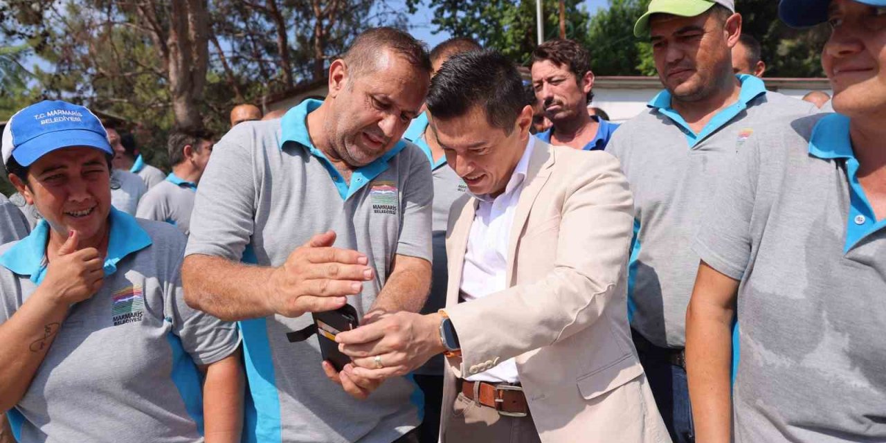 Başkan Ünlü temizlik emekçilerini dinledi