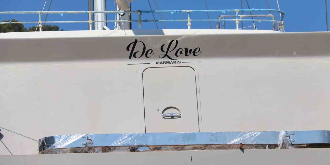 Fethiye Tersanesi’nde üretilen dev gulet denize indi