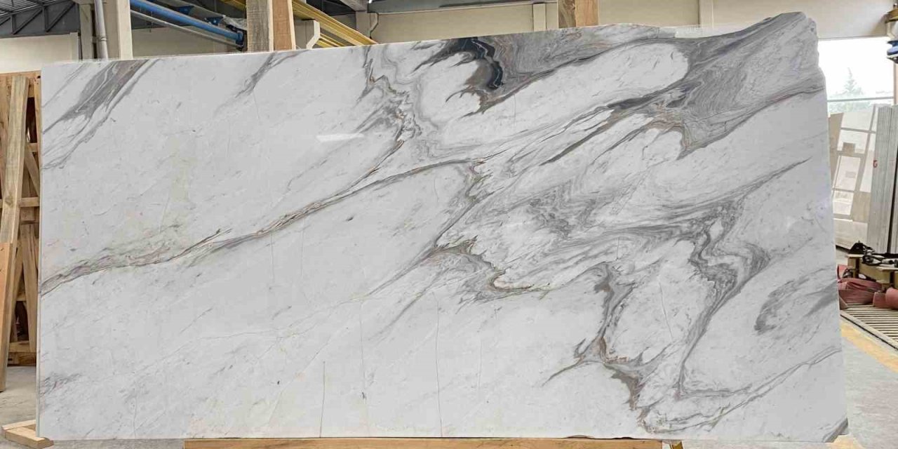 EİB’de 1 sektör 2 milyar doları, 8 sektör 1 milyar doları aştı