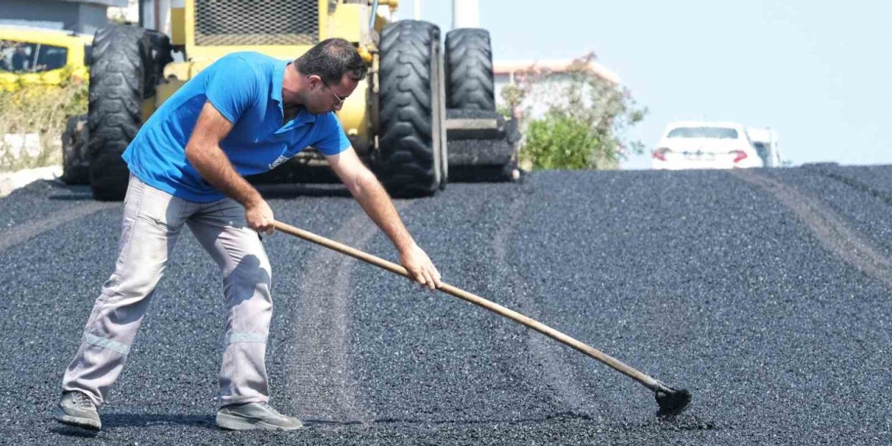 Bodrum Belediyesi yılın ilk 6 ayında 14 bin 400 ton asfalt serimi gerçekleştirdi