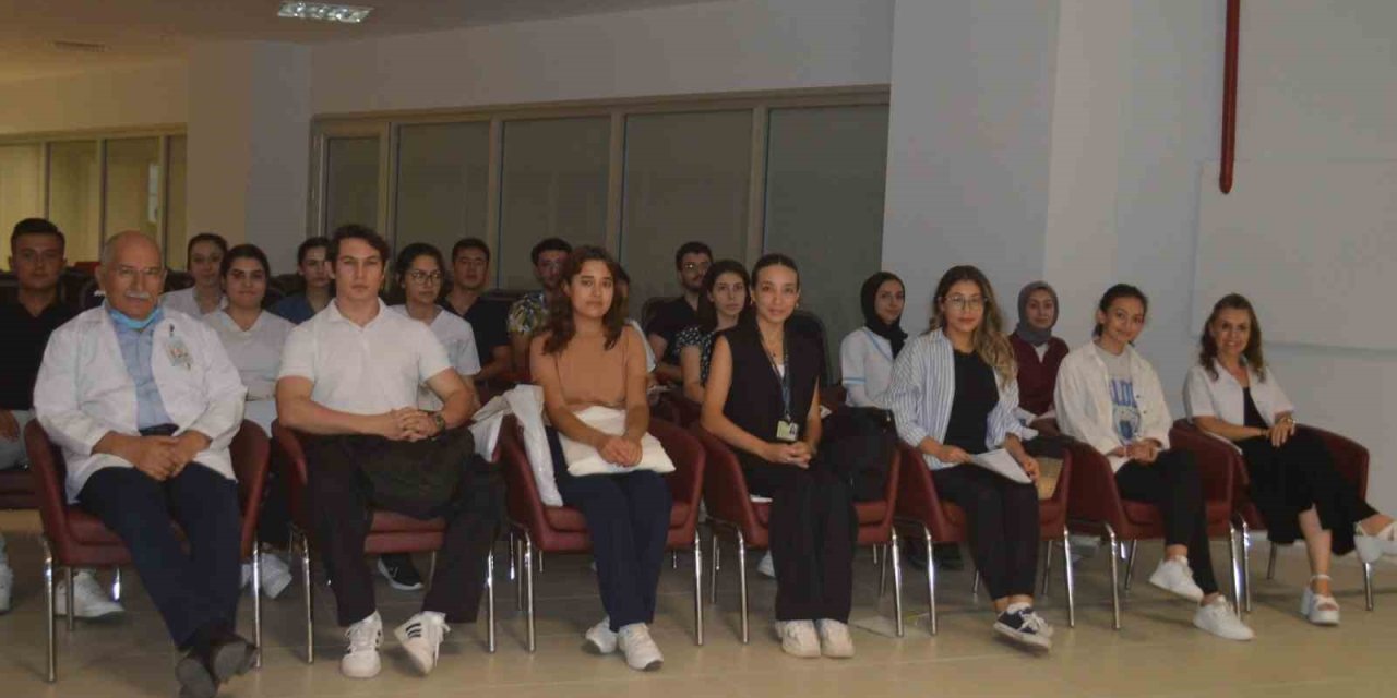 MEAH’ta stajyer öğrencilere oryantasyon eğitimi verildi