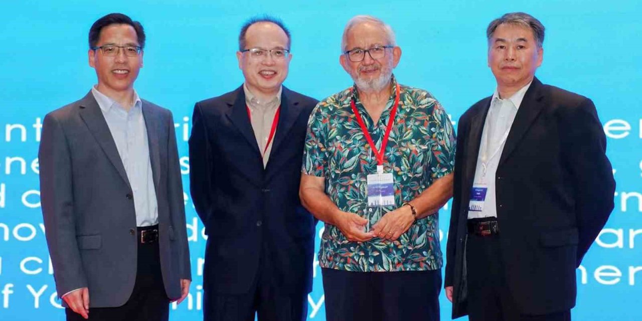 Prof. Dr. Arif Hepbaşlı’ya ’Yaşam Boyu Başarı Ödülü’