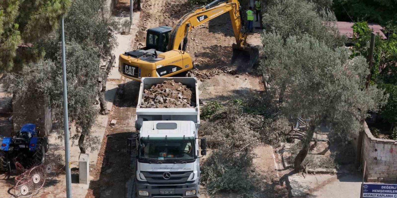 Başkan Çerçioğlu Buharkent’in yollarını yeniliyor