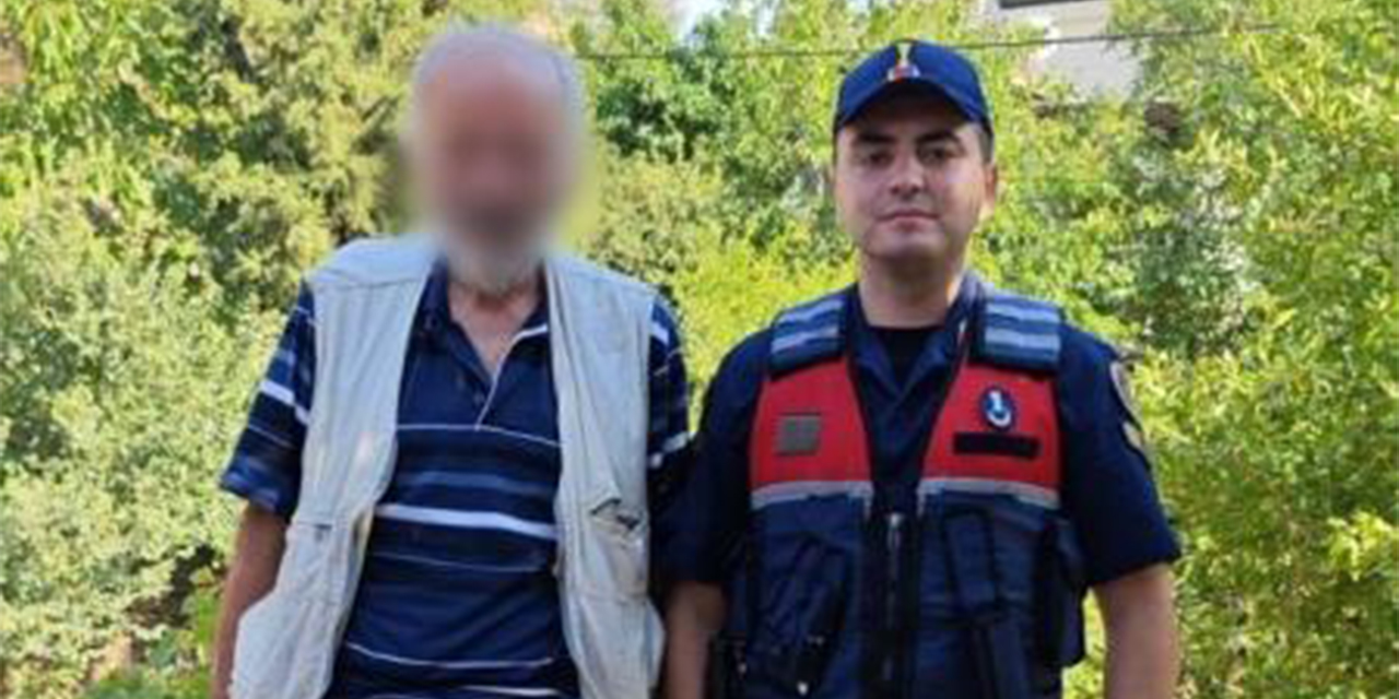 Jandarma ekipleri kayıp şahsı ormanlık alanda buldu