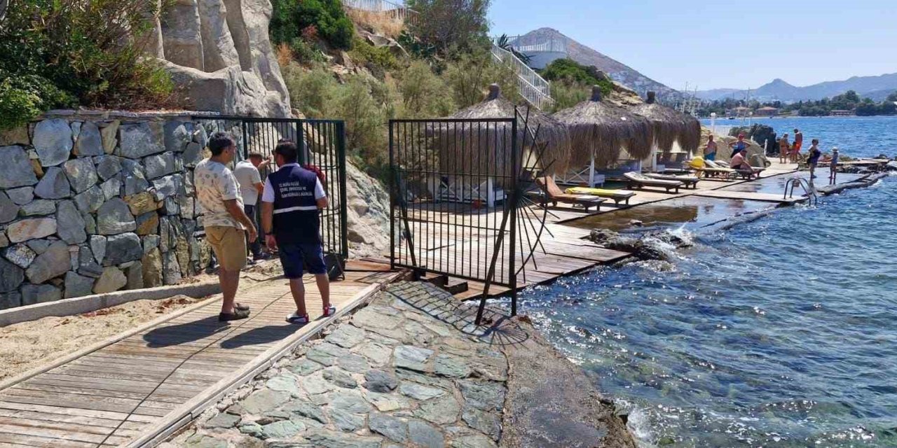 Sahildeki kapı kaldırıldı