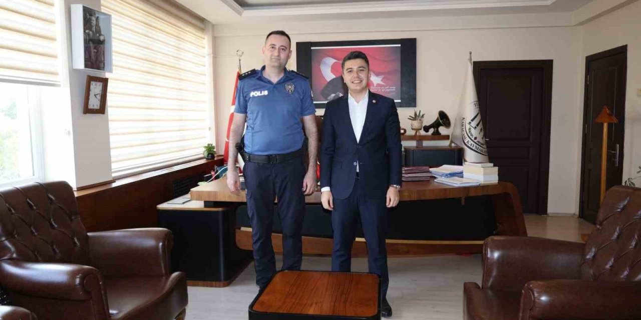 Başkomiserliğe terfi eden Kulaksız’a rütbesini Kaymakam taktı