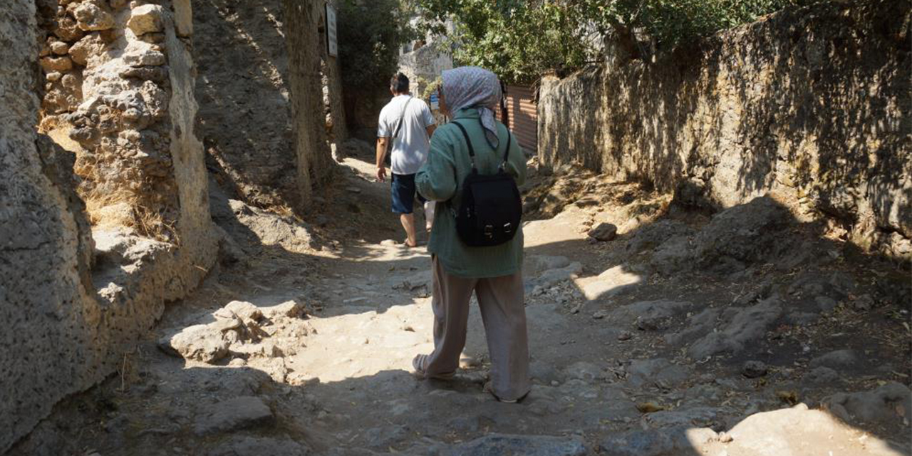 Hayalet Köy, tarihin kalbinde atmaya devam ediyor