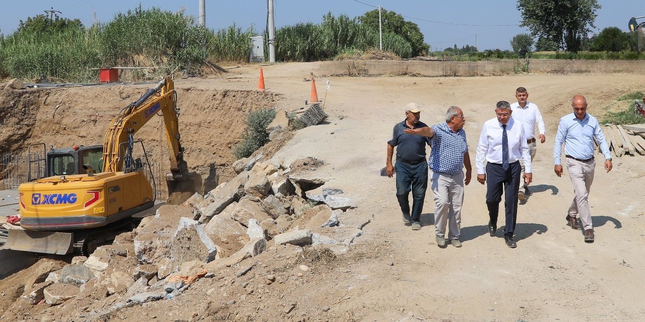 Başkan Güler, Çiftlik Mahallesi’nde yapımı devam eden yeni Köprü’yü inceledi