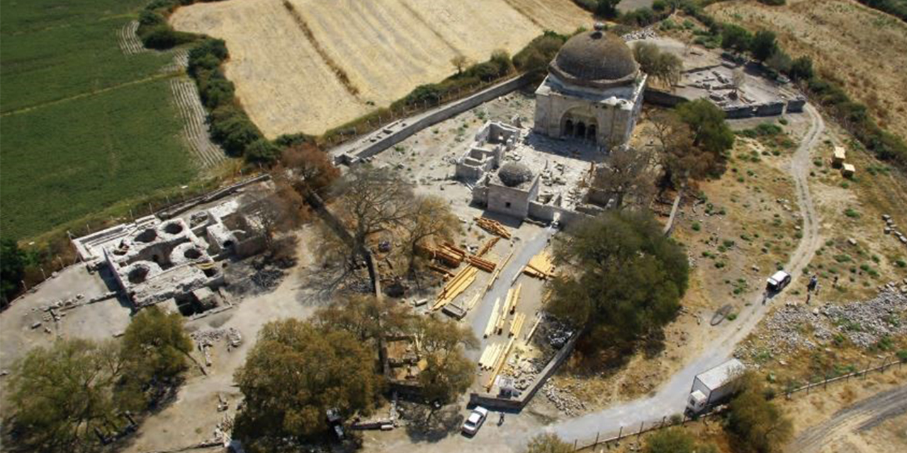 Tarihin derin izlerini taşıyan külliye keşfedilmeyi bekliyor