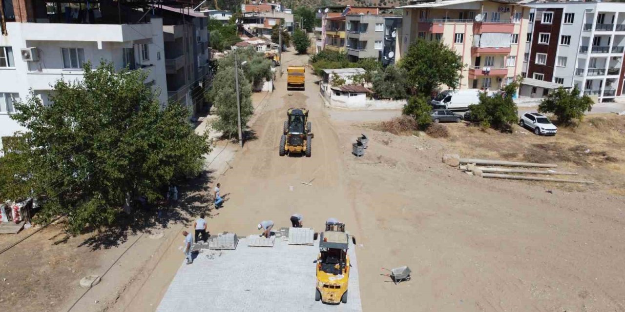 Nazilli’de deforme yollar yenileniyor