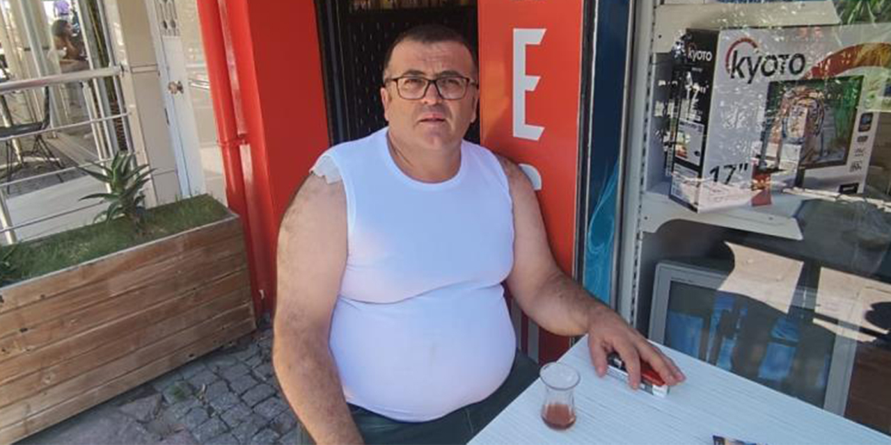 Kafede oturan vatandaşa yorgun mermi isabet etti