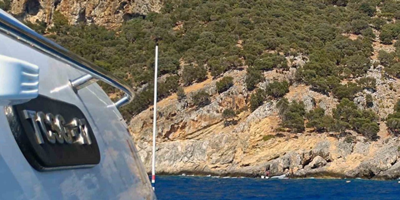 Ortaca Sarıgerme koyunda 25 düzensiz göçmen yakalandı