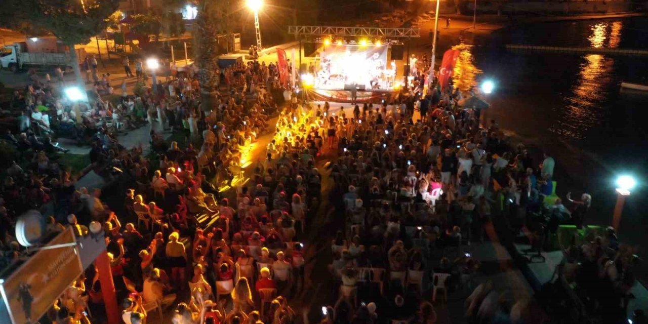 Başkan Çerçioğlu, Didimlileri sanatın ritmiyle buluşturdu