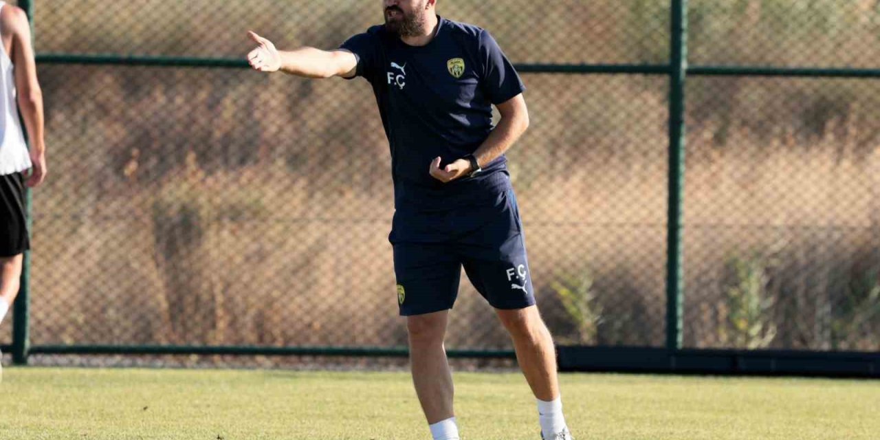 Fatih Çardakçı: “Gurur duyulan bir takım olacağız”