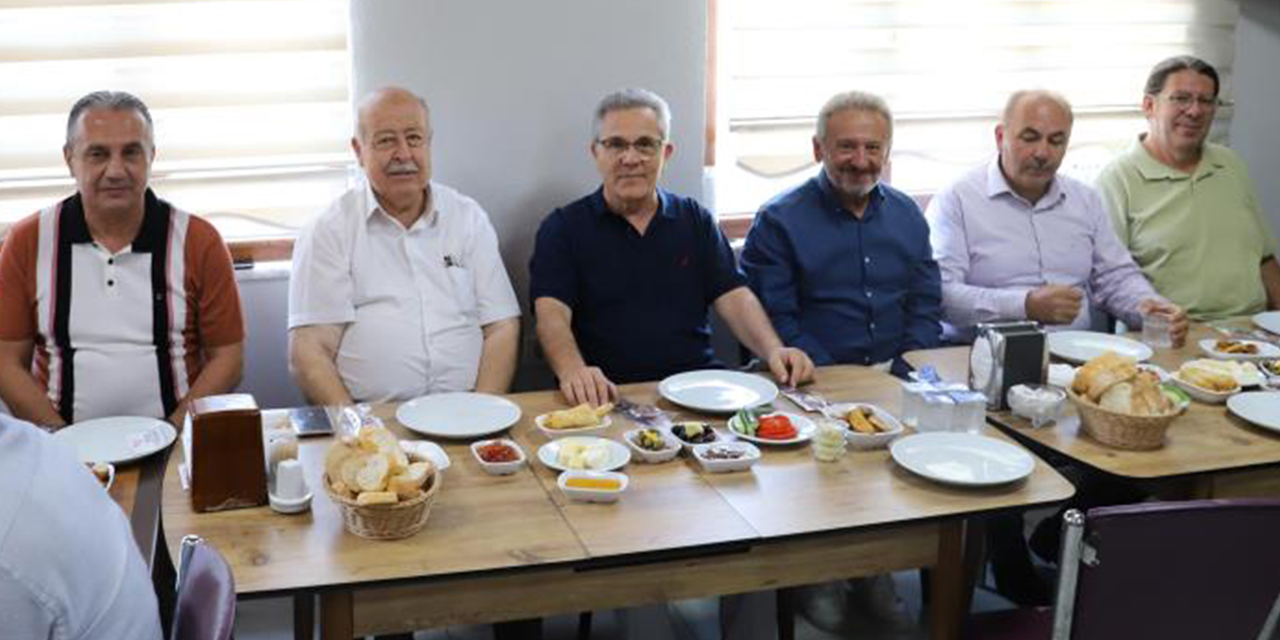 Başkan Tetik muhtarlarla buluştu