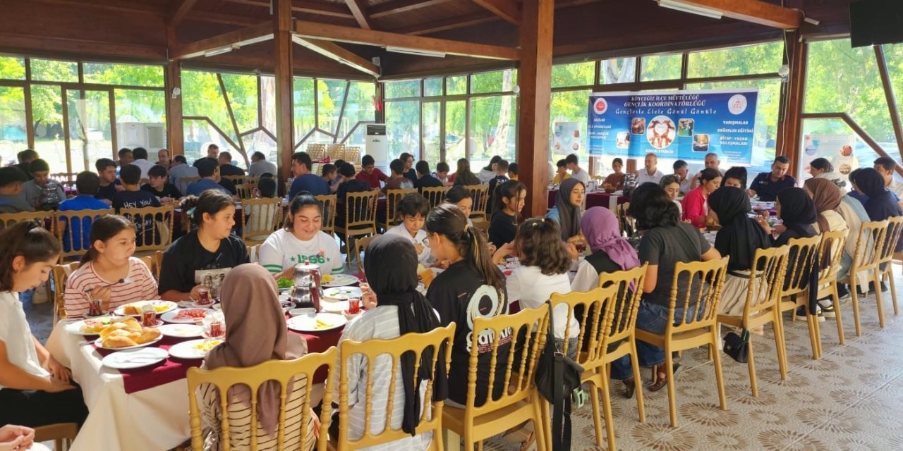 Köyceğiz Müftülüğü gençleri kahvaltı programında buluşturdu