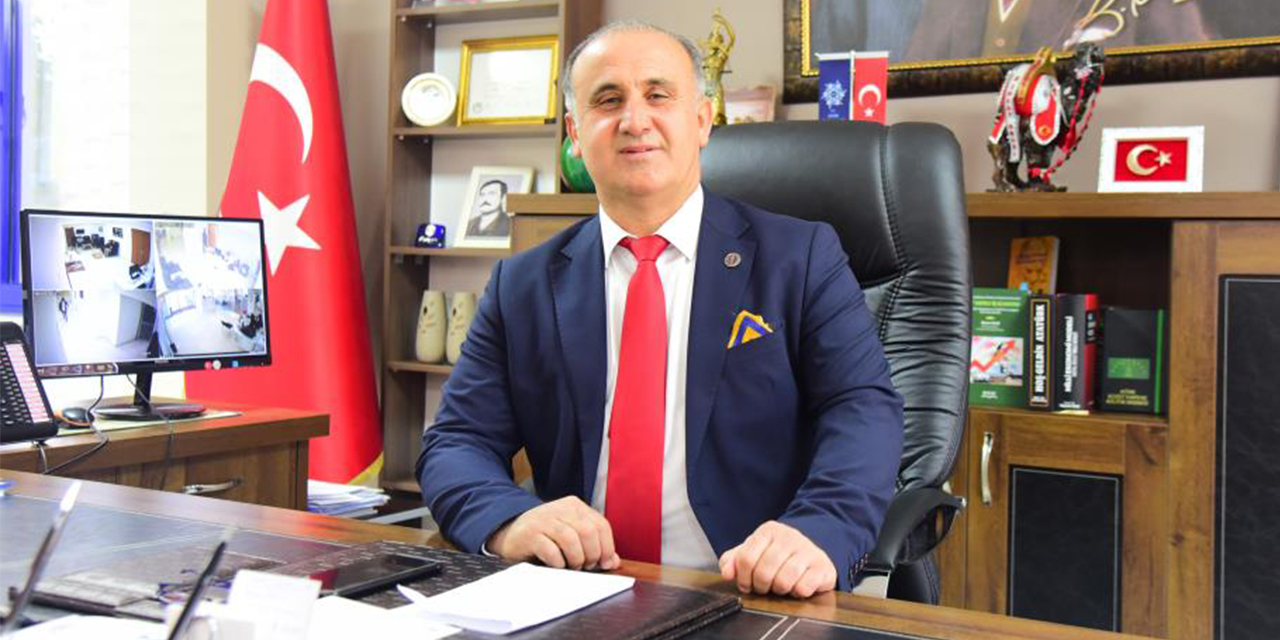 Başkan Kaya’ya  bıçaklı saldırı