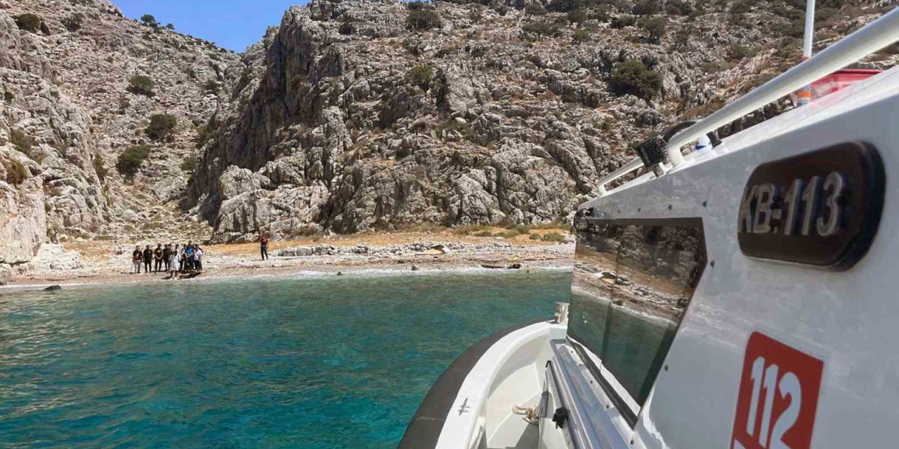 Marmaris’te 22 düzensiz göçmen kurtarıldı