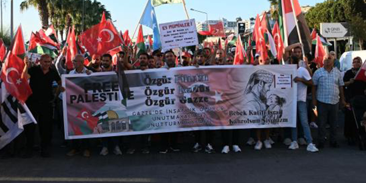 Kuşadası’ndan Gazze’ye destek yürüyüşü