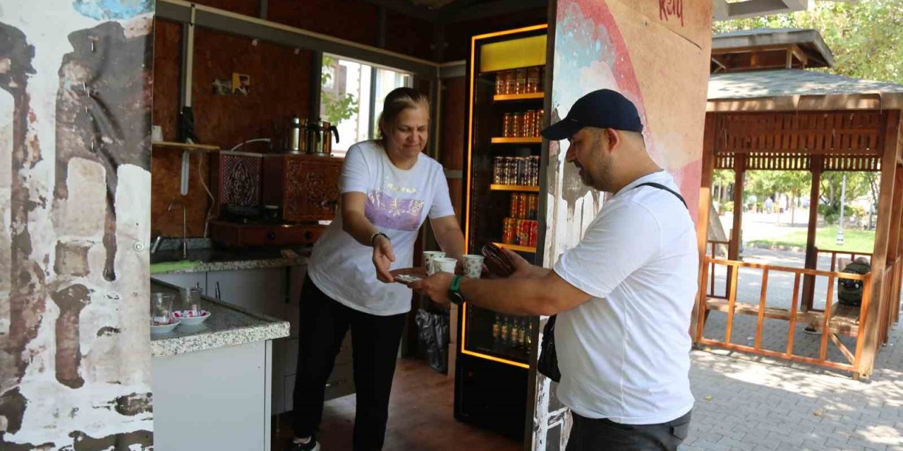Bütçe dostu Ferahlı Büfe Selçuklular için hizmete başladı
