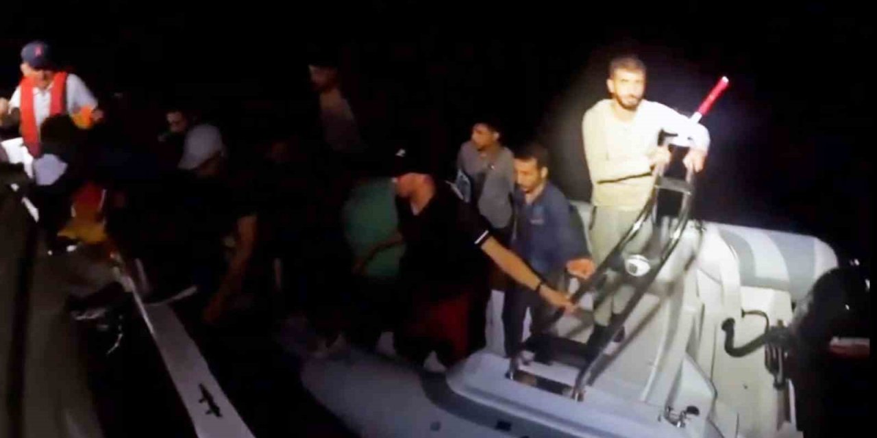 Datça’da 71 düzensiz göçmen kurtarıldı