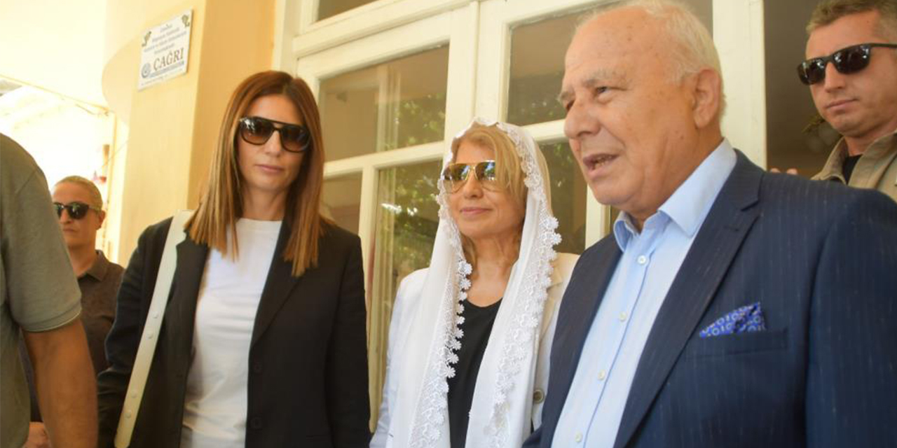 Tansu Çiller, eski çalışma arkadaşını yalnız bırakmadı