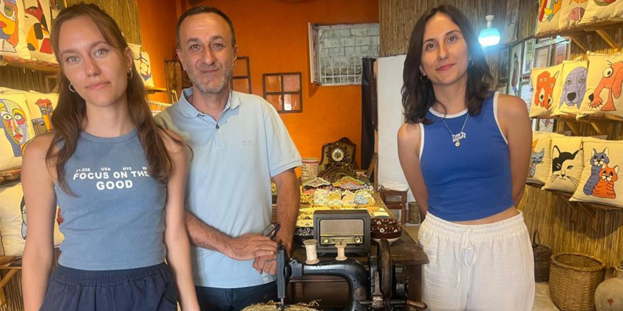 224 yıllık tarihi dikiş makinasına gözü gibi bakıyor