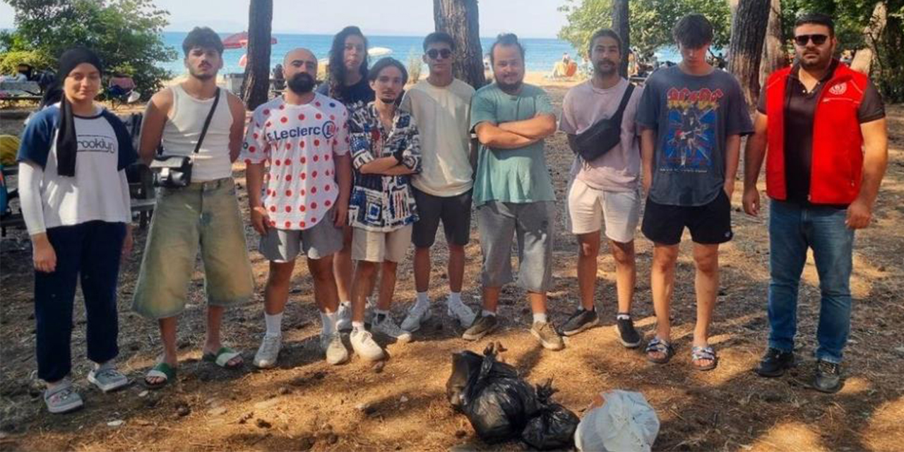 Aydınlı gençler Milli Park’ta çevre temizliği yaptı