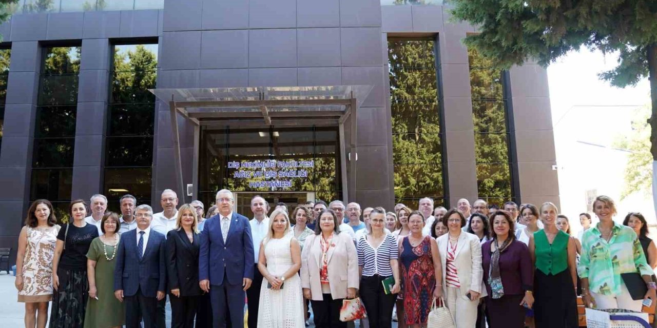 EÜ Diş Hekimliği Fakültesinde yeni ve modern, engelsiz ameliyathane hizmete açıldı