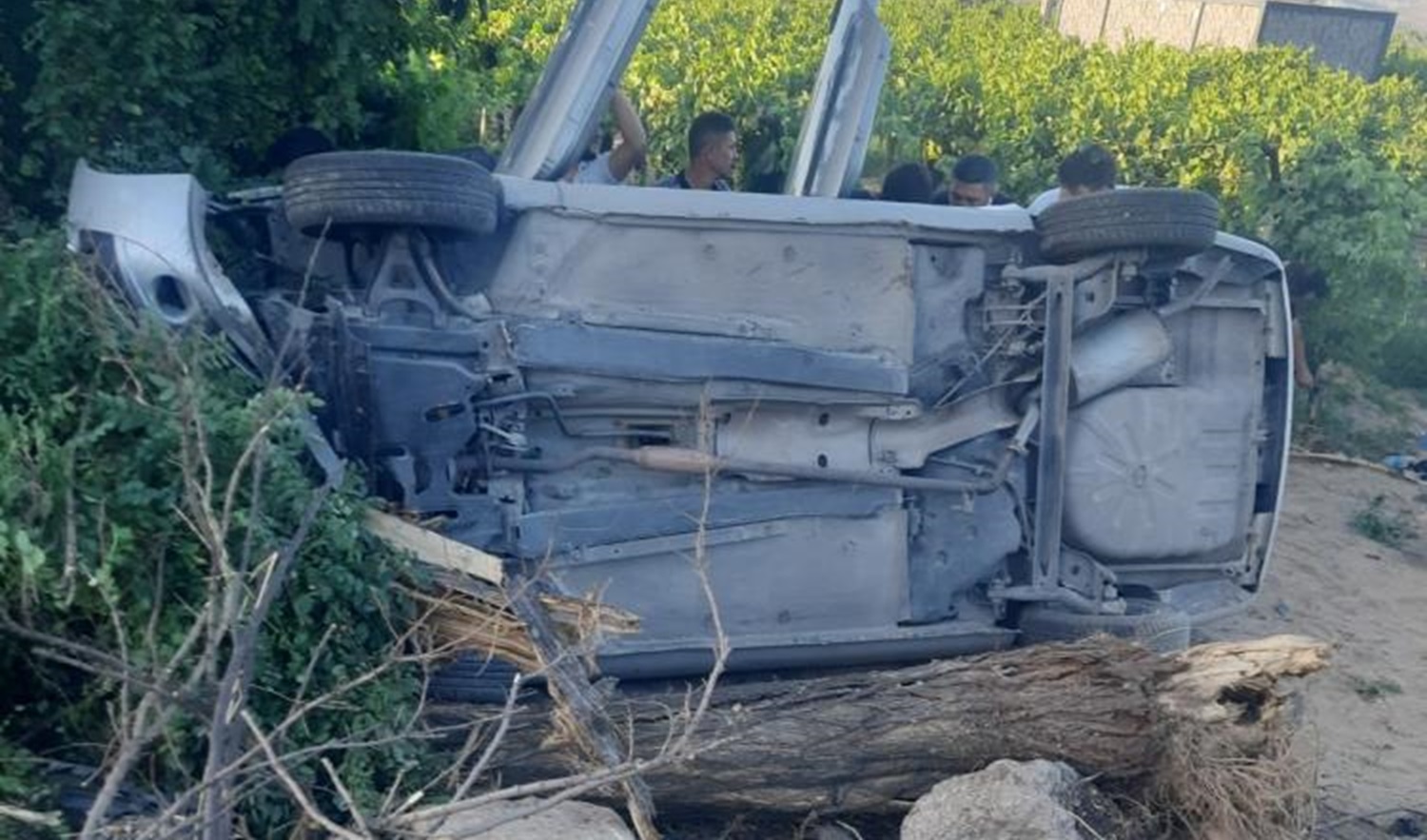 Trafik kazasında eşi ve kızıyla yaralanan anne 45 günlük yaşam mücadelesini kaybetti