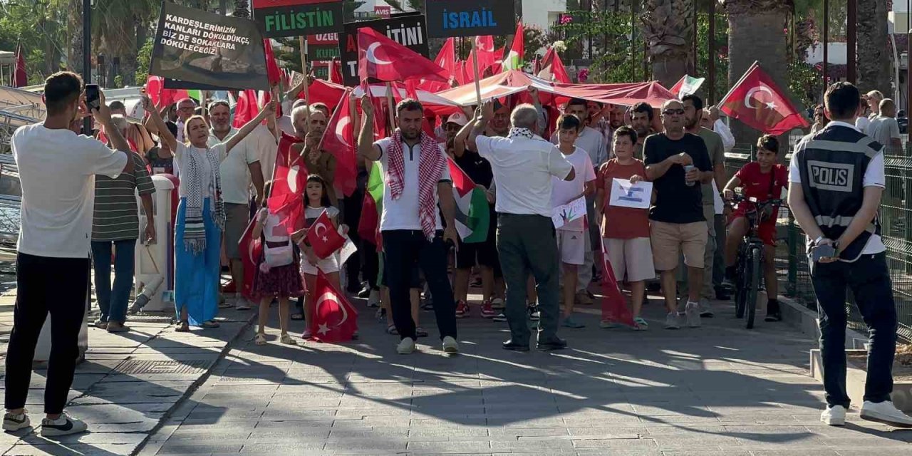 Bodrum’da Gazze’ye destek yürüyüşü düzenlendi