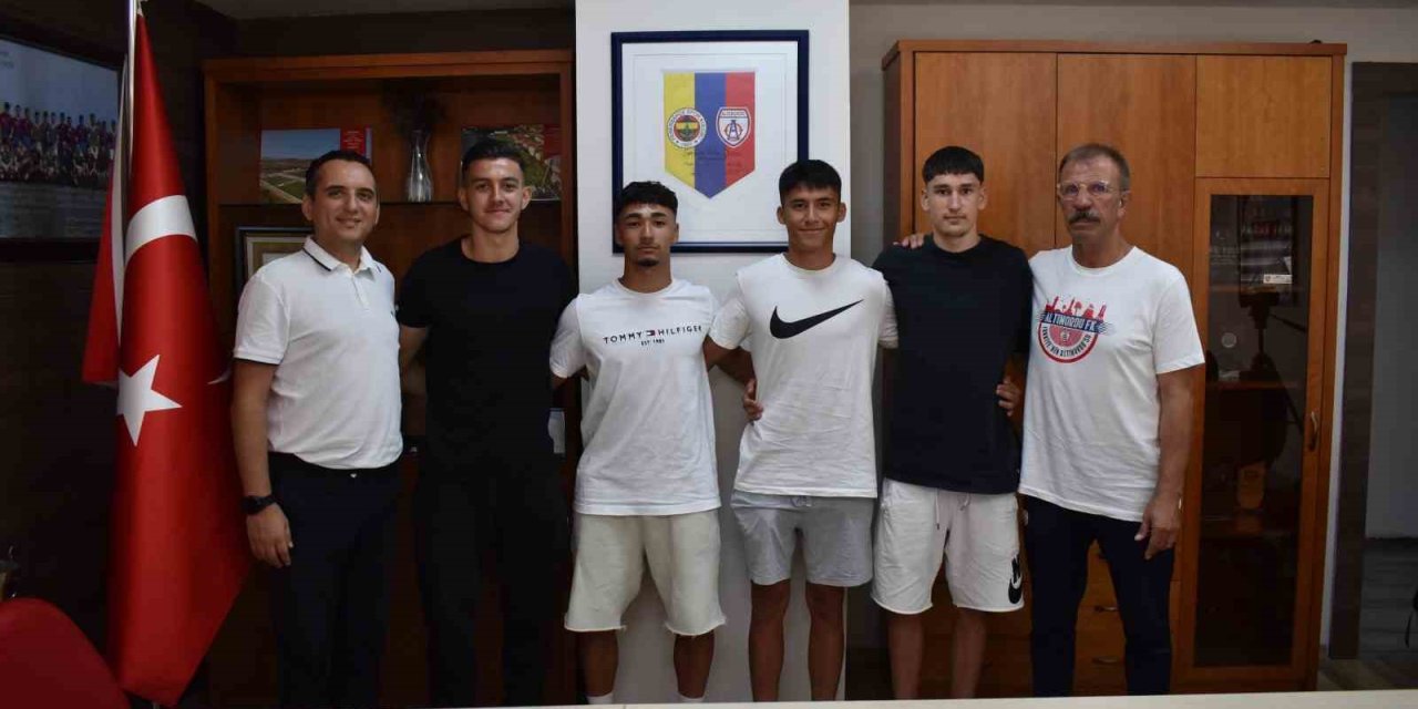 Altınordu’nun 4 genci Fenerbahçe’ye transfer oldu