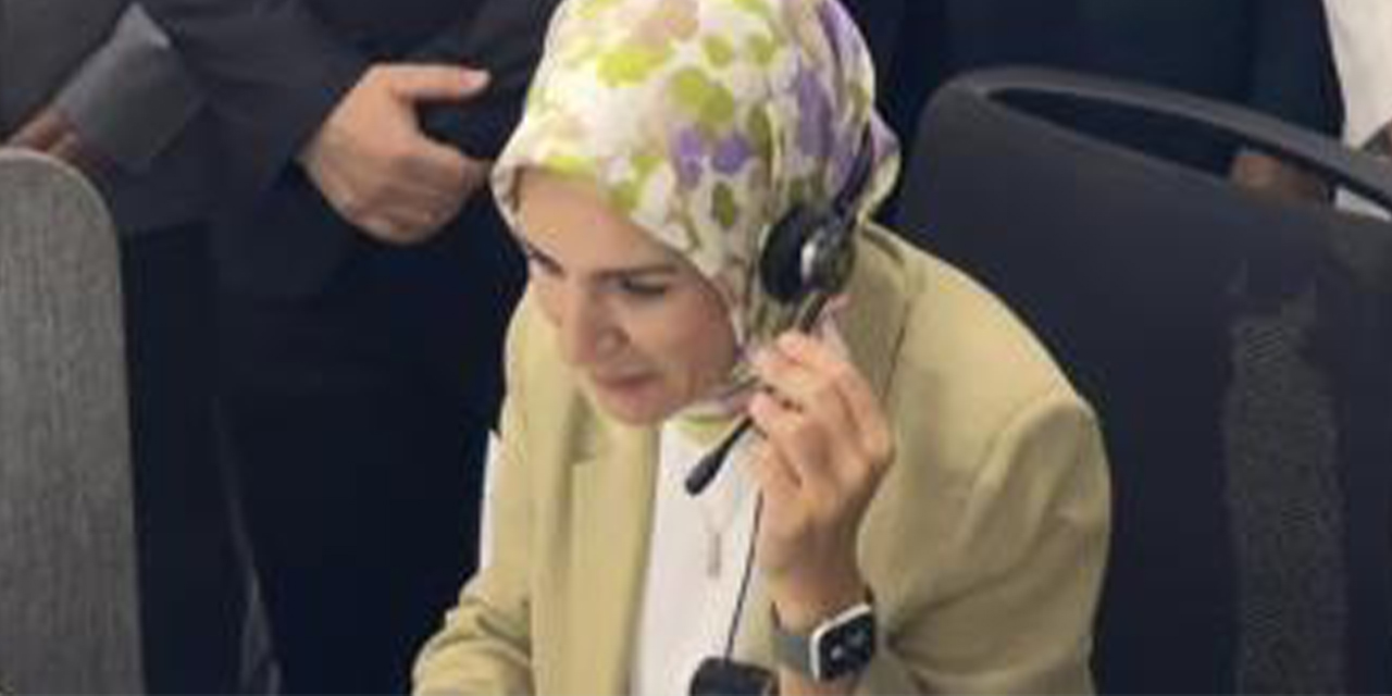 Bakan Göktaş, Köşk’te Çağrı Merkezi’nde incelemelerde bulundu