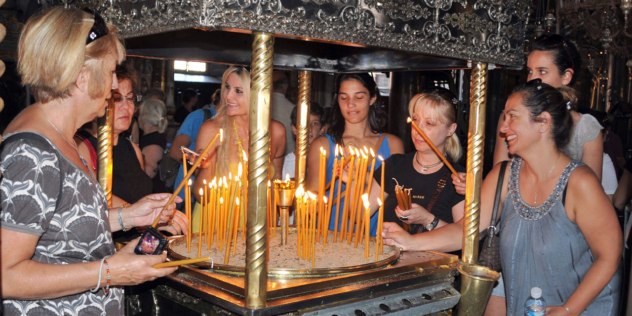 Hristiyanlığın Annesi’nin Bayramı’nda yaşamın ölüme karşı zaferi kutlandı