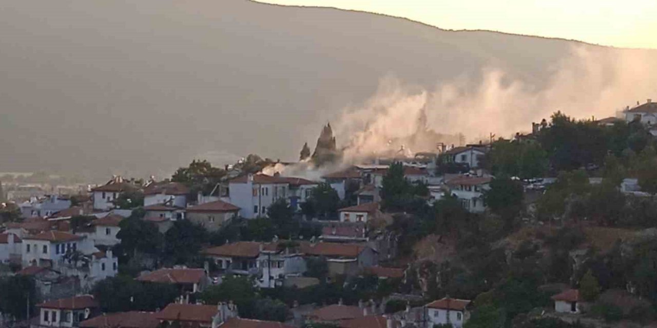 Muğla’da ev yangını