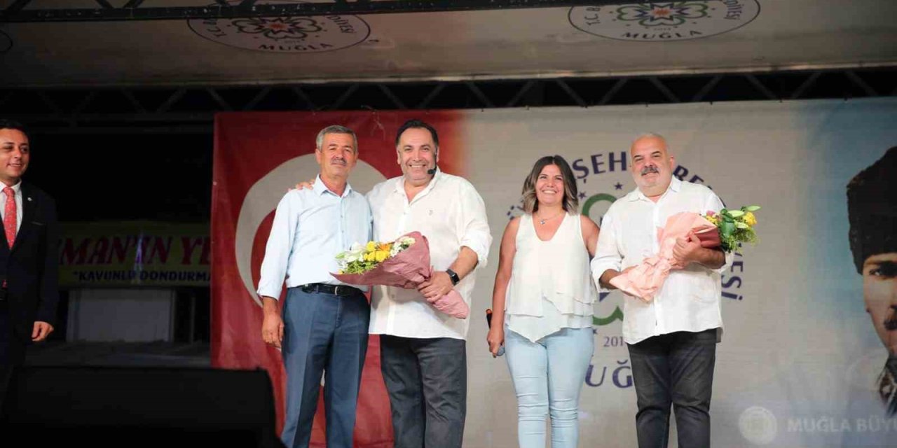 Muğla’da tiyatro şölenine büyük ilgi