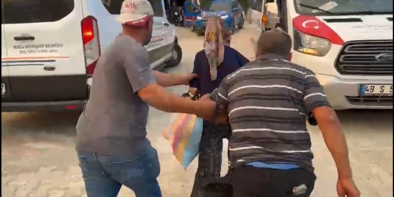 Muğla Kavaklıdere Yeşilbağcılar Mahallesi tahliye ediliyor