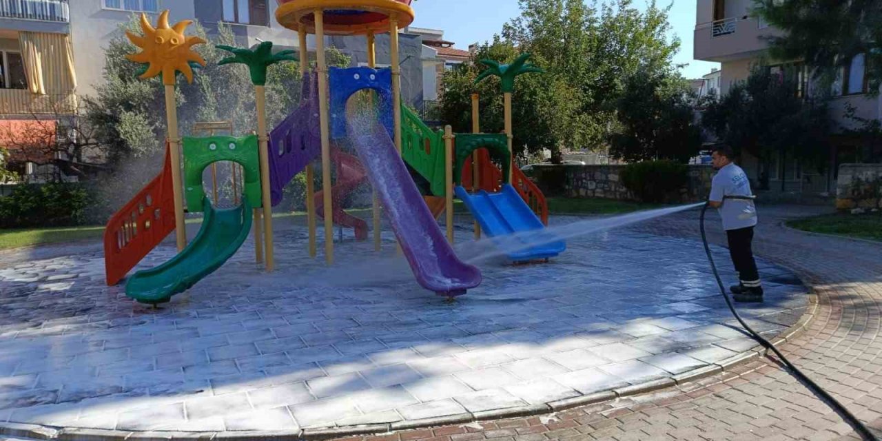 Başkan Sengel’den çocuklara teşekkür