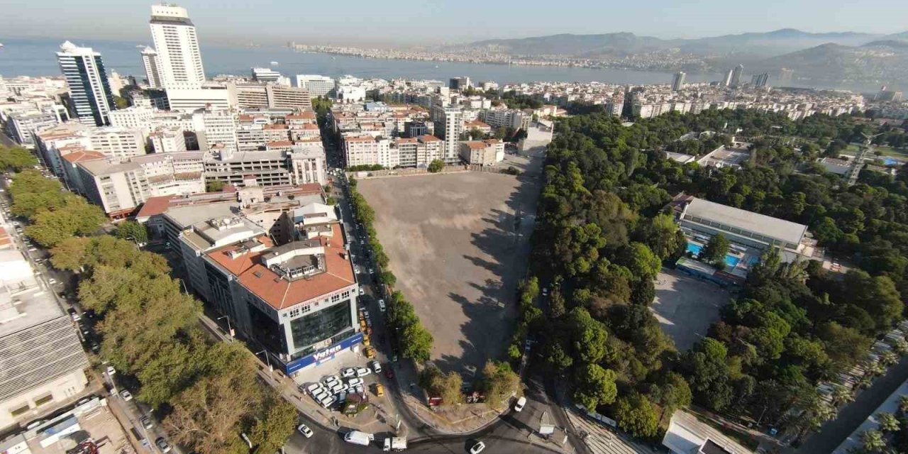 Belediye binasının yapımına karşılık Basmane Çukuru’ndan şartlı feragat