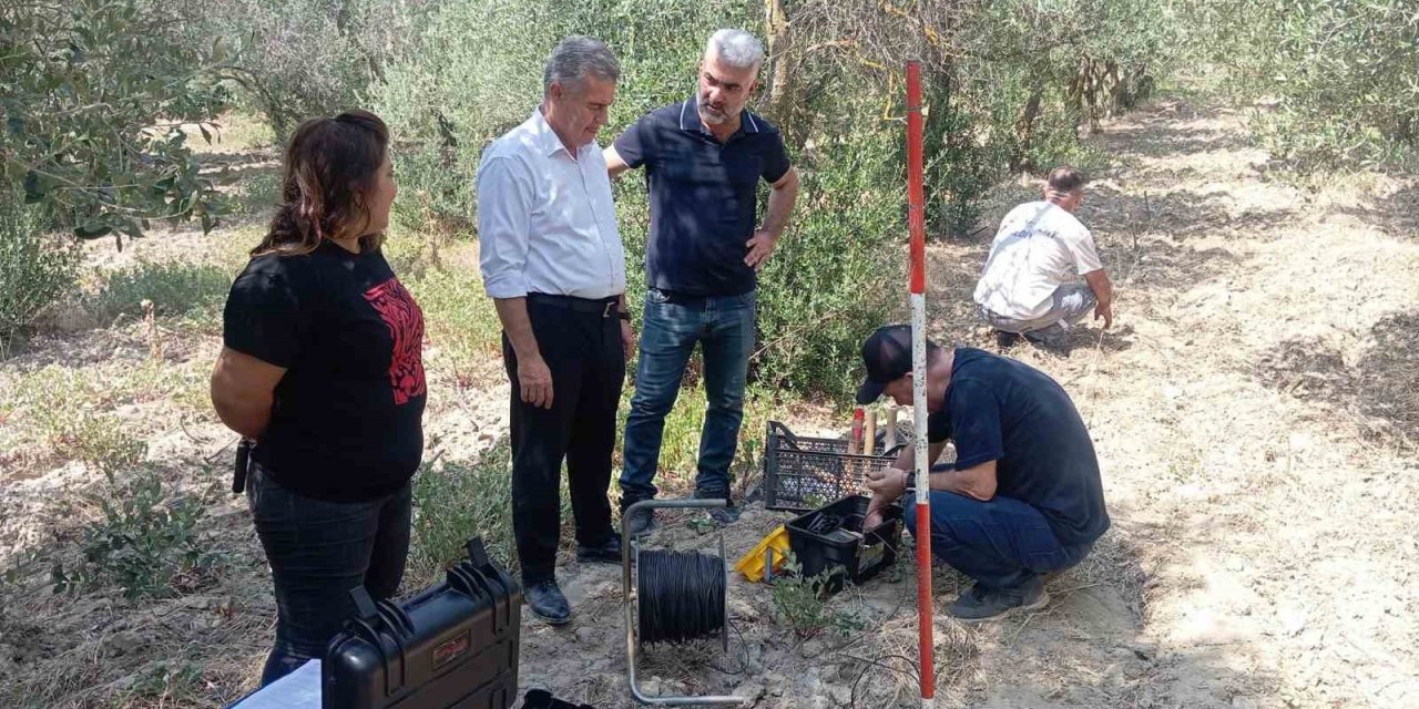 Buharkent’te tarım arazilerinde jeofizik çalışma