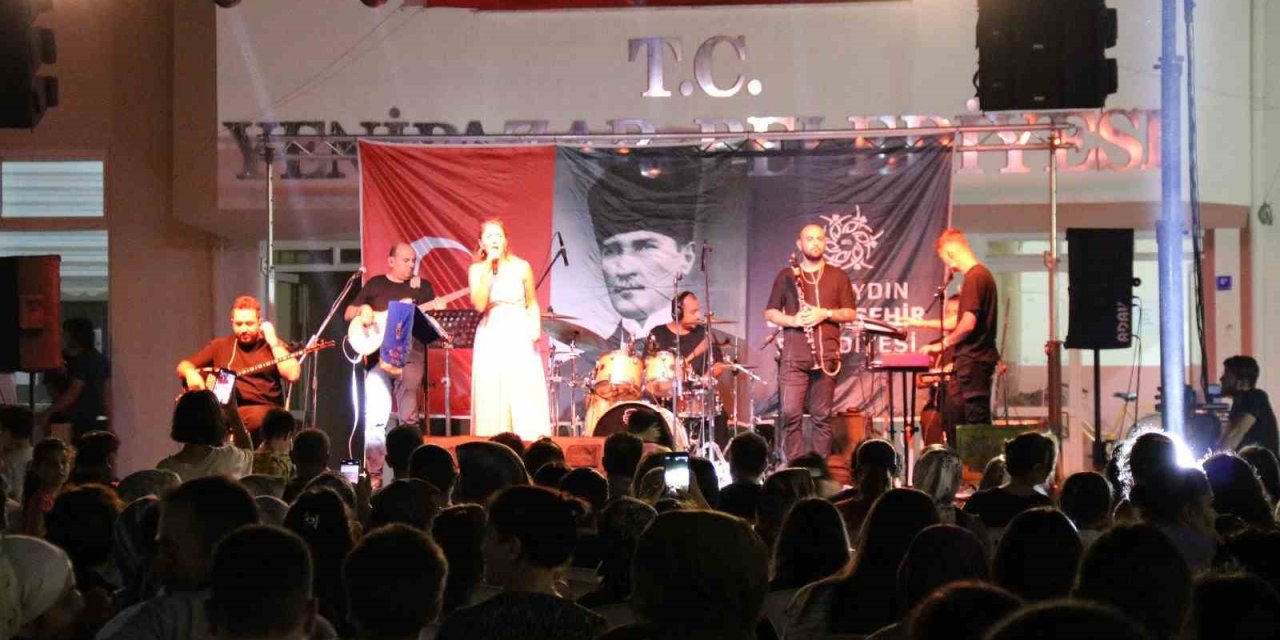 Yenipazarlılar Büyükşehir’in Yaz Konserleri ile unutulmaz bir akşam yaşadı