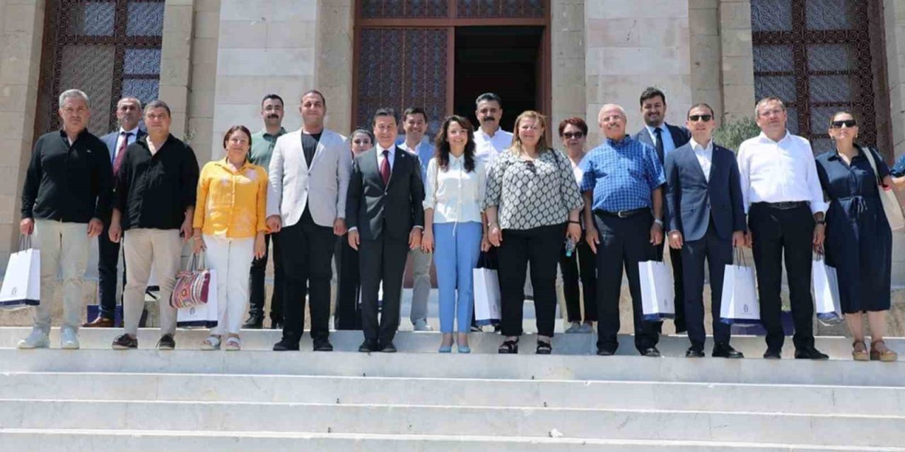 Menteşe Belediye Başkanı Köksal Rodos’ta